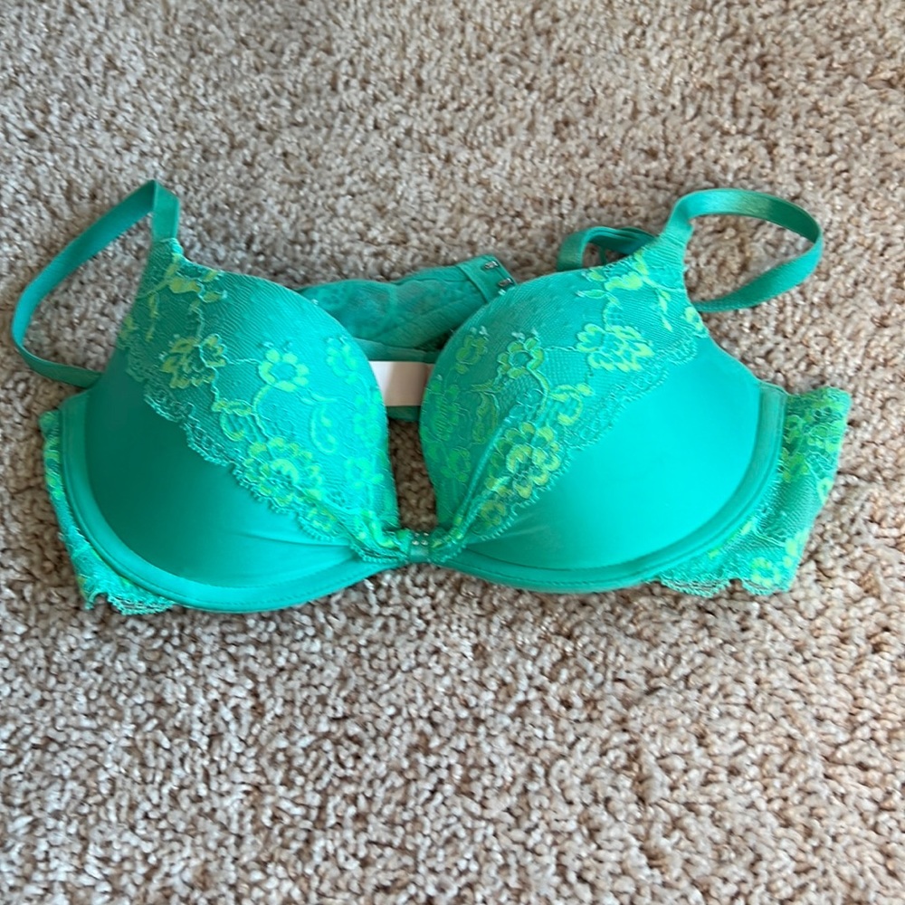 VS padded Demi push-up
